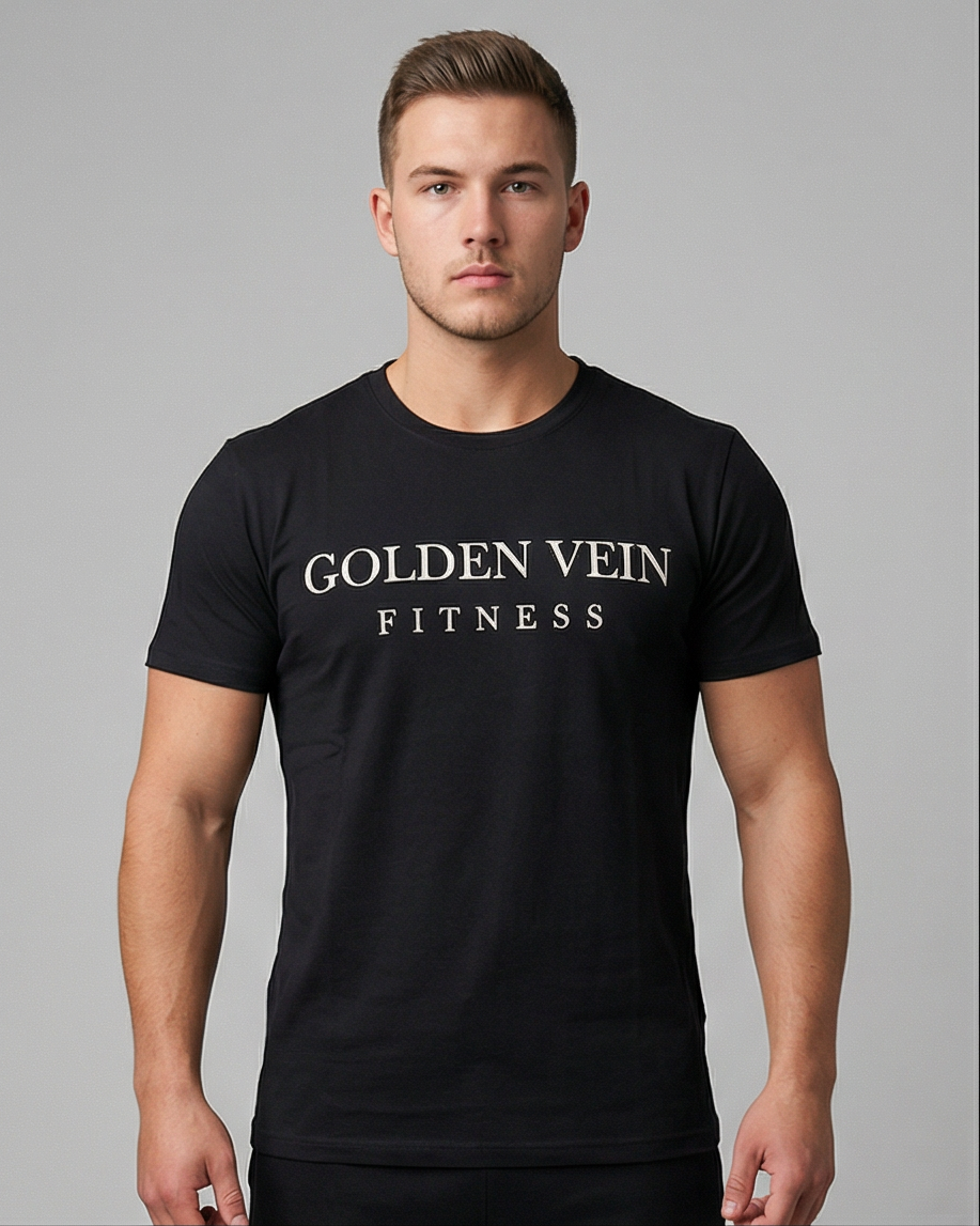 Schwarzes Golden Vein Fitness Shirt, getragen von einem männlichen Model im Studio, Front Ansicht.